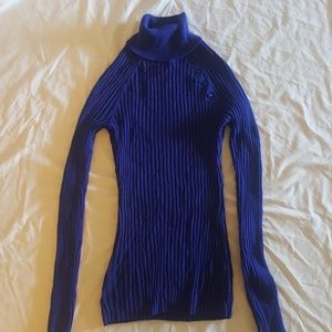 Ribbed turtleneck